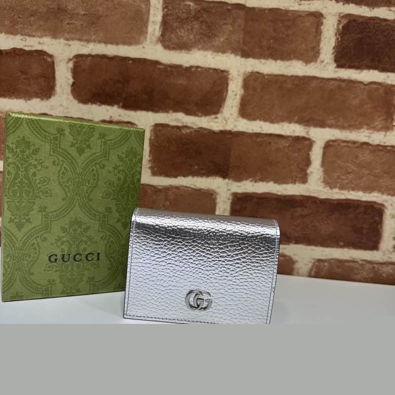 G*u*i wallets & purse